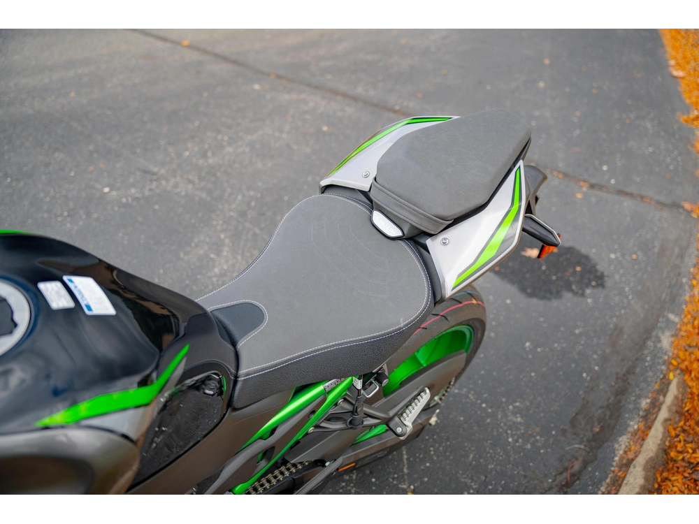 2025 Kawasaki Z900 Se Abs