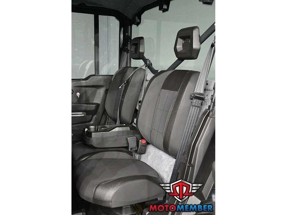 2026 Can-am Defender Max Xt Cab Hd11 With 10.25 In. Infotainment Dark Wildland Camo