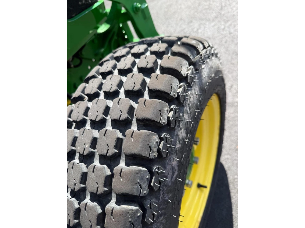 John Deere 3039r 2022