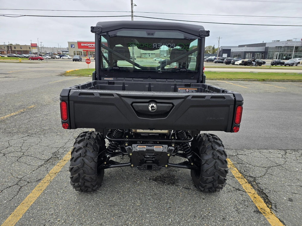 2026 Brp Defender Cab Hd10