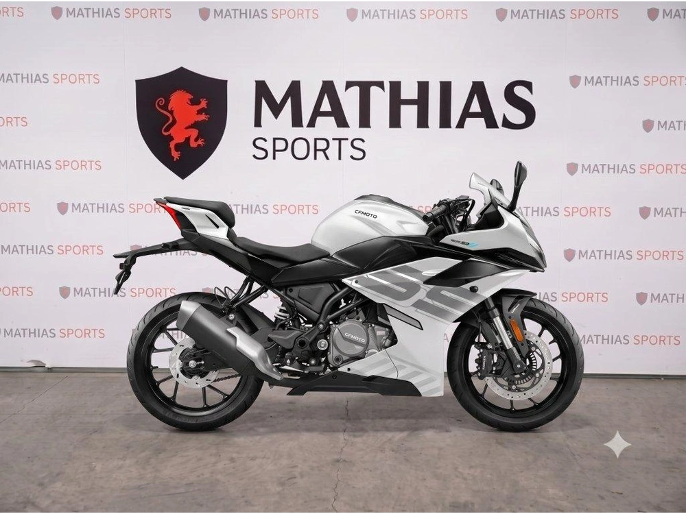 Cfmoto 300ss 2026