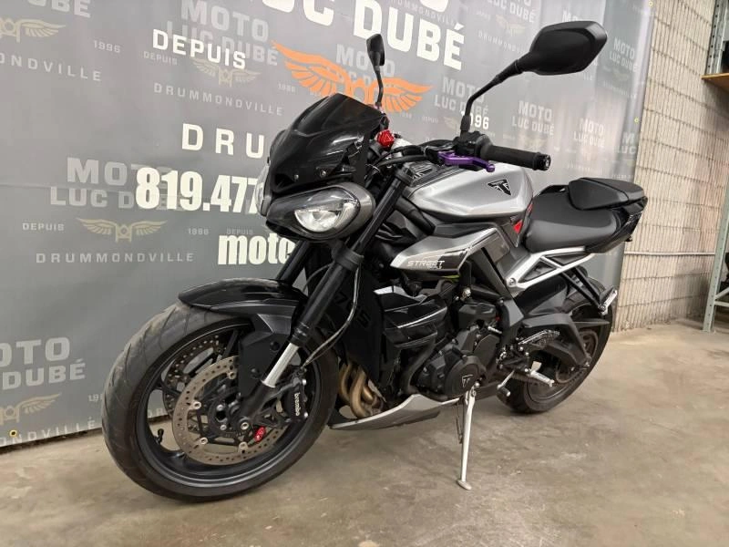 2024 Triumph Street Triple 765 R