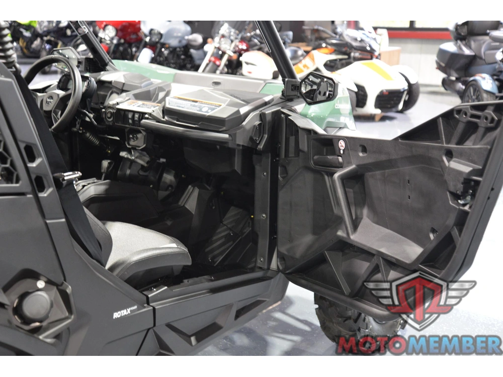 2026 Can-am Commander Dps 700