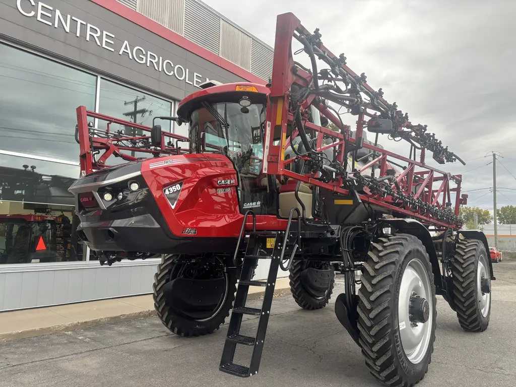 2023 Case IH Patriot 4350