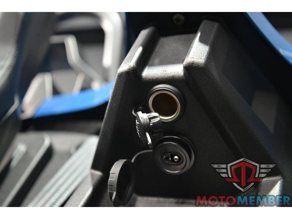 2025 Slingshot Slr Manual