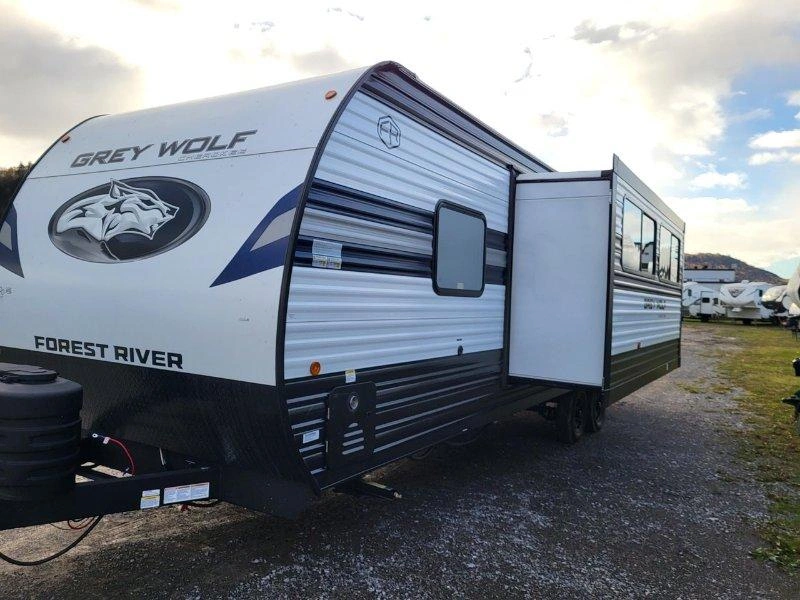 Forest River Cherokee Grey Wolf 26dbh 2027