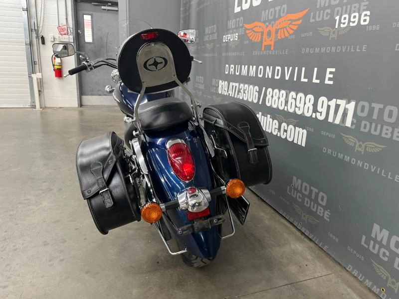 2006 Kawasaki Vulcan 900 Classic