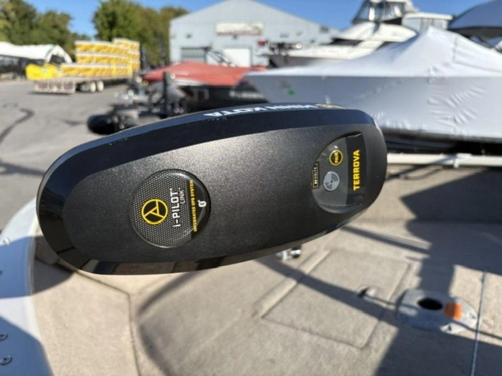 2008 Sylvan 1700 Explorer
