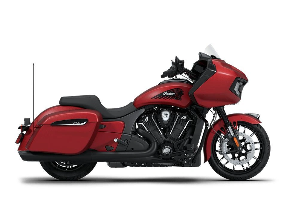 Indian Motorcycle Challenger Dark Horse + 112 Package 2026