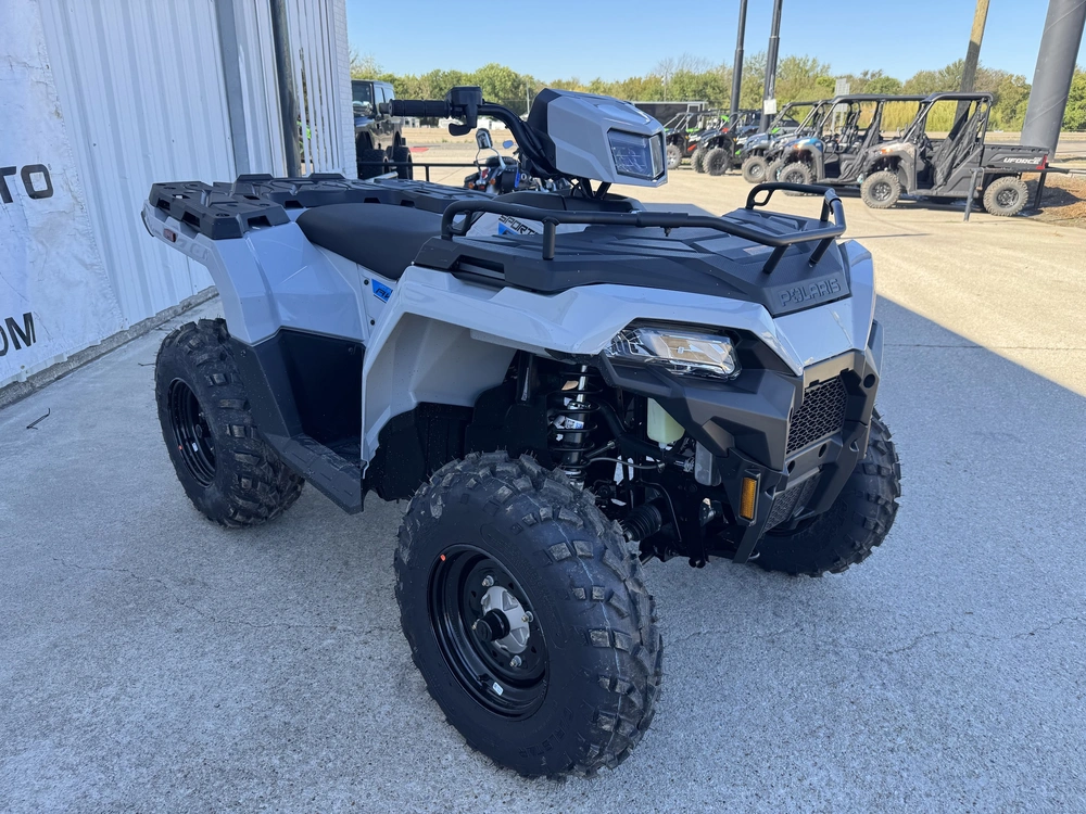 2027 Polaris Sportsman 600 - Ghost Gray