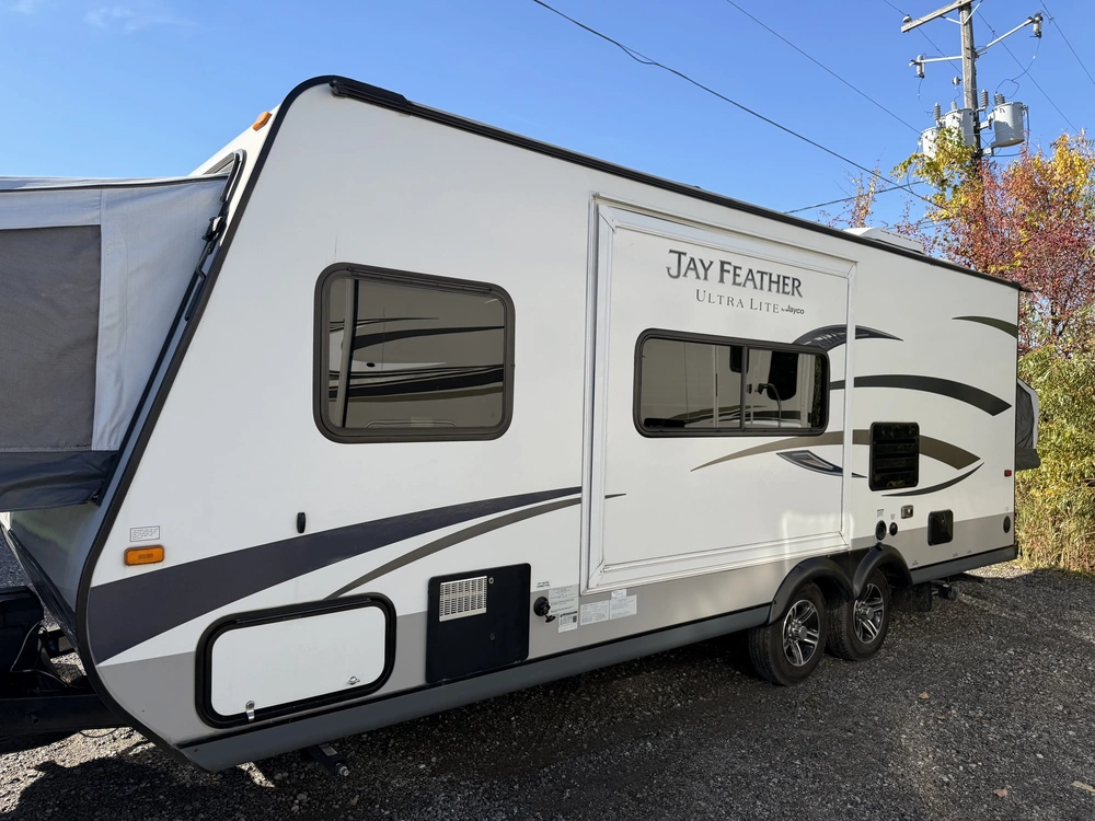 Jayco Jay Feather 23b 2015