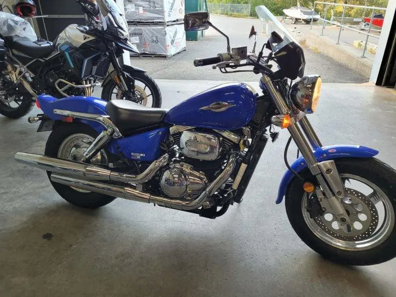 Suzuki VZ800 2004