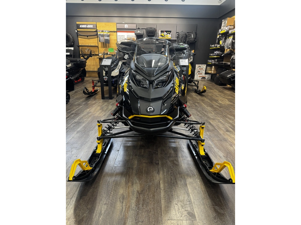 2027 Ski-doo Mxz Adr W/ Blizzard Pkg 137 850 E-tec Ice Ripper Xt 1.25" E.s.