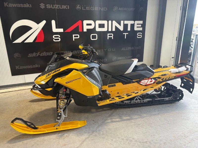 Ski-doo Backcountry X-rs 146 (43'') 850 E-tec Ice Storm 150 1.5'' E.s. W/ 10.25'' Touchscreen 2027