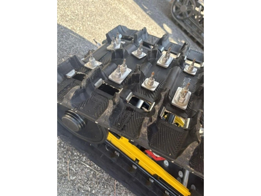 2025 Ski-doo Mxz® X-rs® With Competition Package 850 E-tec Turbo R Ss Rip.ii 1.25 Shox_1