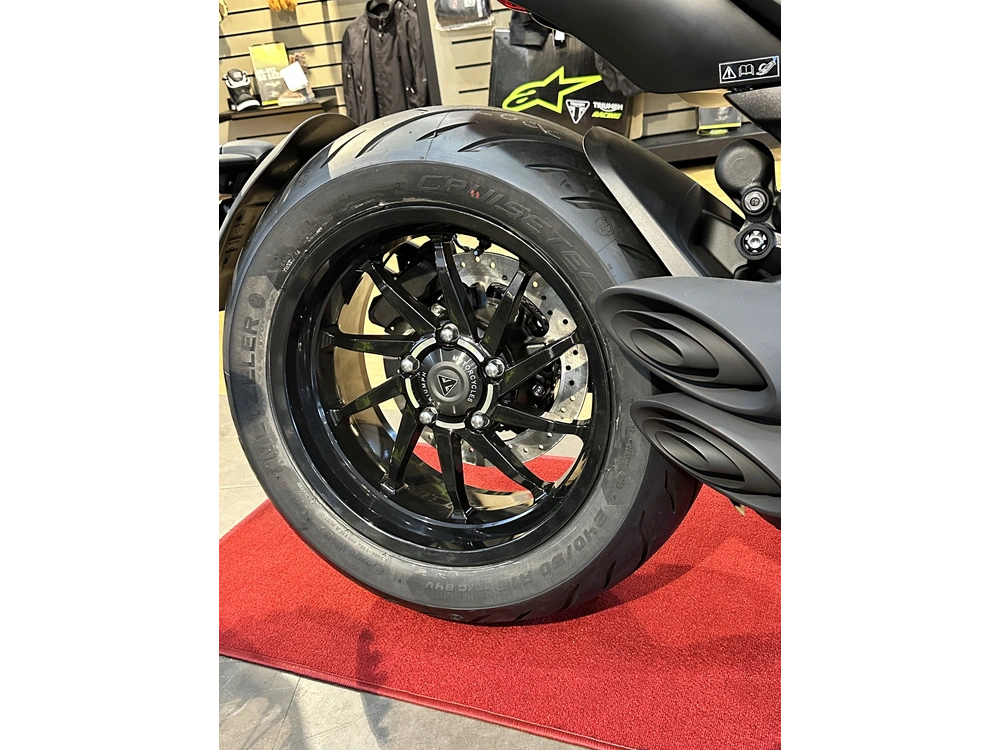 2025 Triumph Rocket 3 Gt Evel Knievel Edition