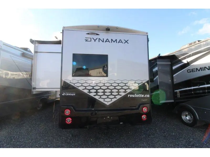 Dynamax Isata 3 24FW 2027