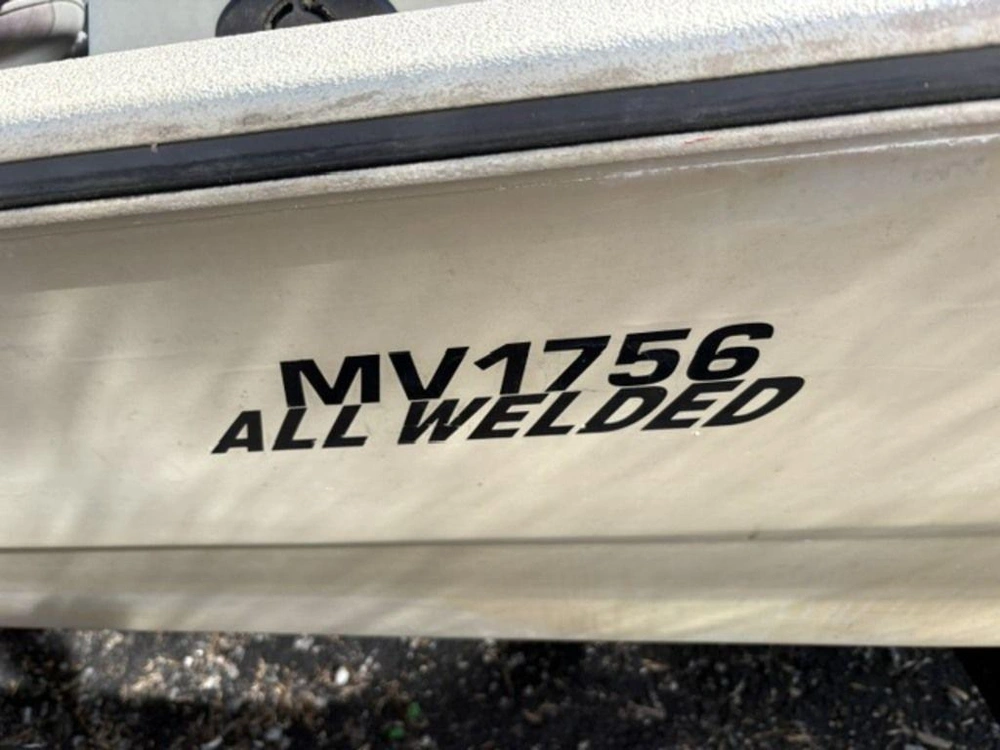 2010 Alumacraft Mv1756