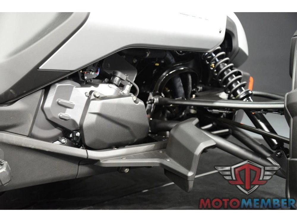 2025 Can-am Canyon Xt