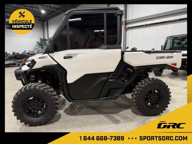 2026 Can-Am Defender LIMITED CAB HD11
