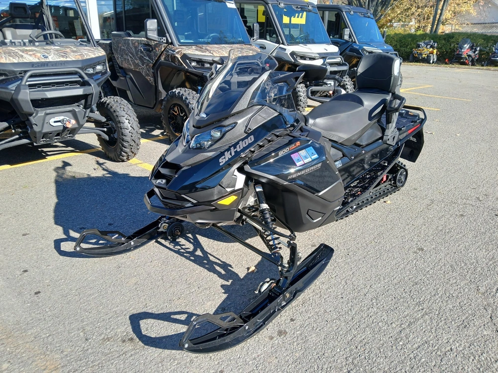 Ski-doo Renegade Adrenaline Turbo R 2024