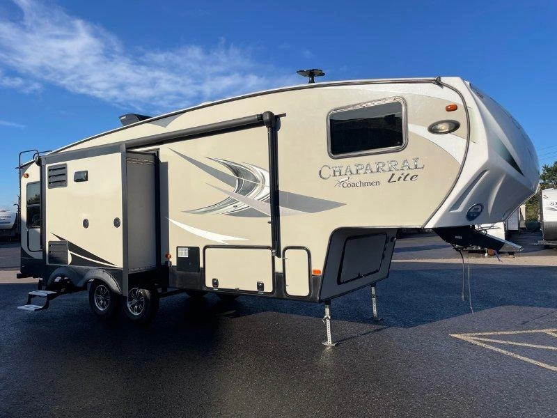 Coachmen Chaparral 28rls 2018