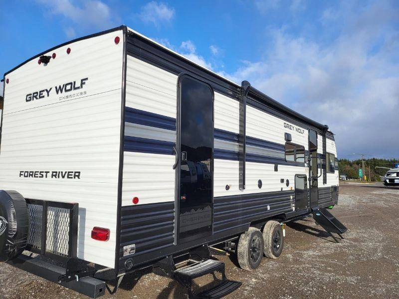 Forest River Cherokee Grey Wolf 26dbh 2027