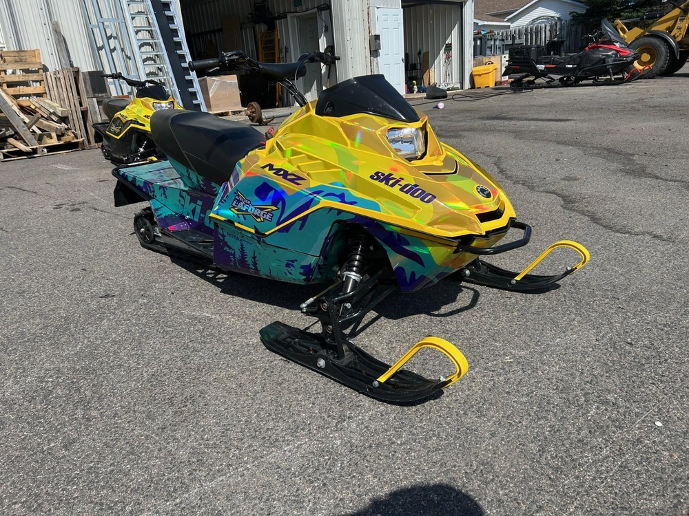 Ski-doo Mini Z200 2025