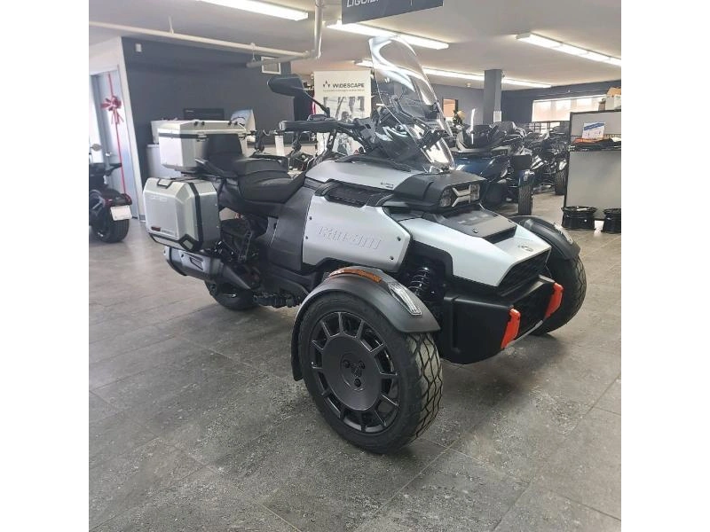 2025 Can-am Canyon Xt