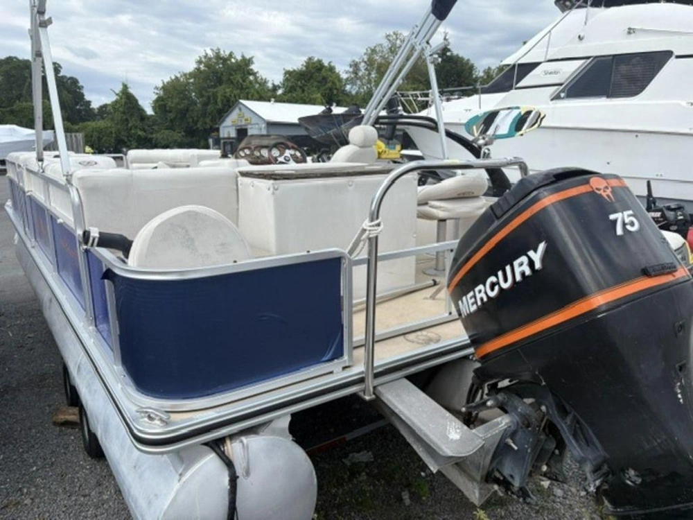 2006 Harris 25 Sunliner