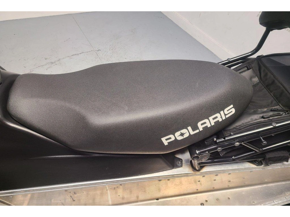 Polaris 550 Indy Voyageur 2015