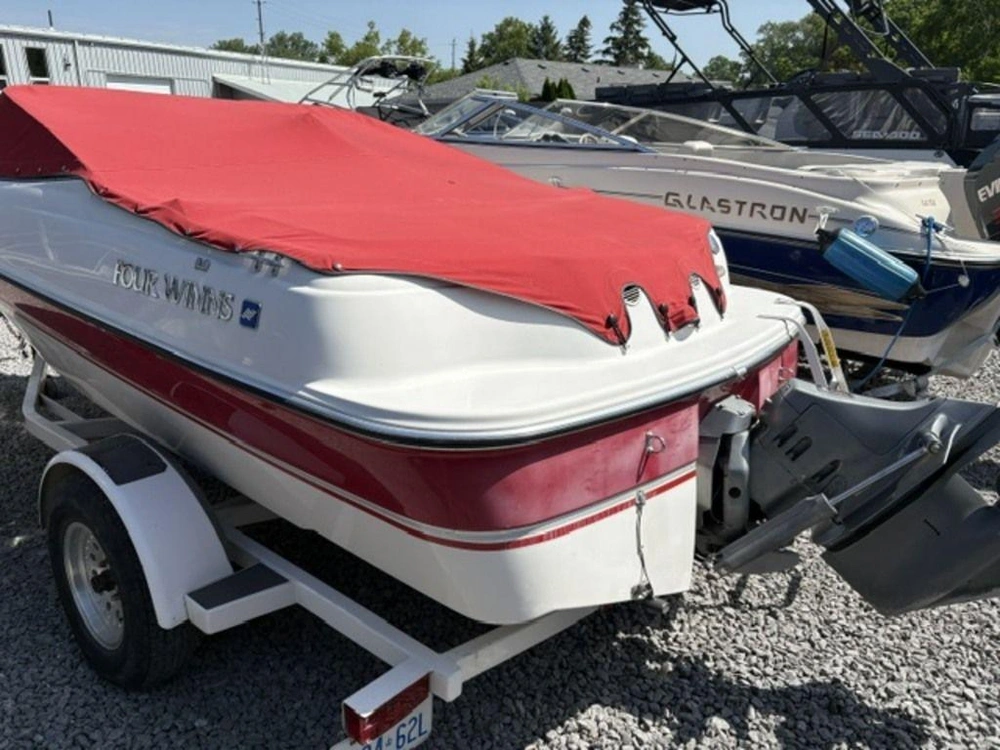 1998 Four Winns 200 Horizon