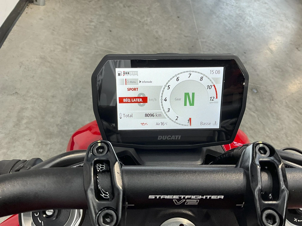 2025 Ducati Streetfighter V2