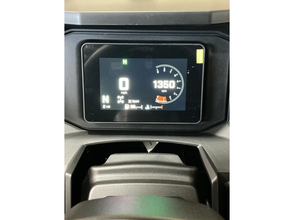 2027 Can-am Defender Xu Max Ltd Hd11