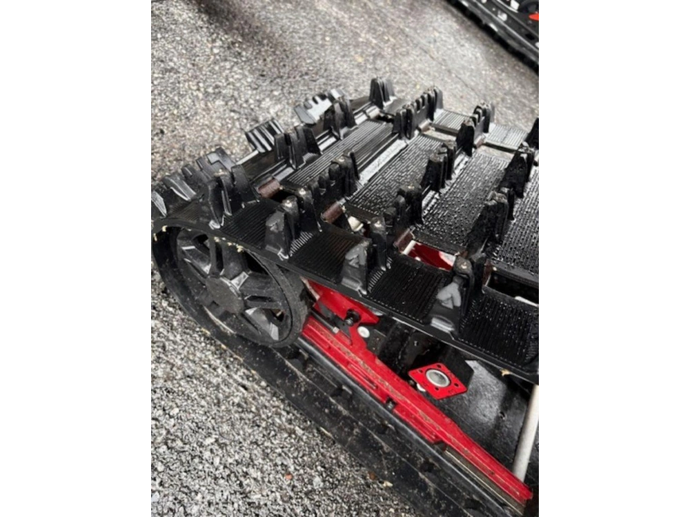 2024 Ski-doo Mxz® X-rs® Rotax® 850 E-tec 129 Ripsaw 1.25 Shox 10.25 Silver
