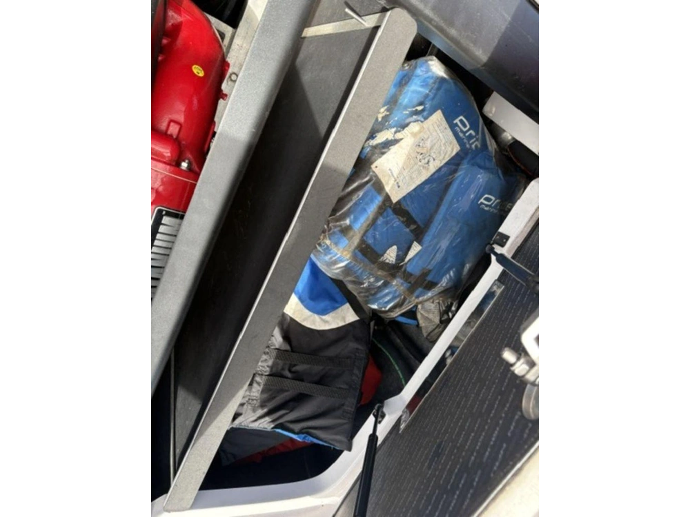 2016 Nautique 200