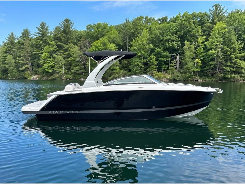 Four Winns H6 Mercruiser 6.2l / Bravo 3 - Demo 2025