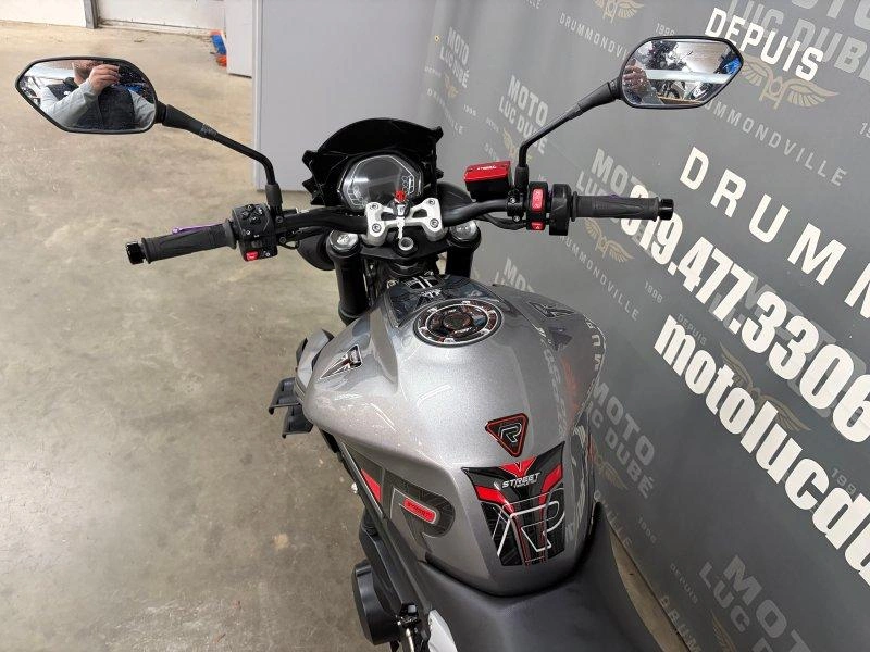 2024 Triumph Street Triple 765 R