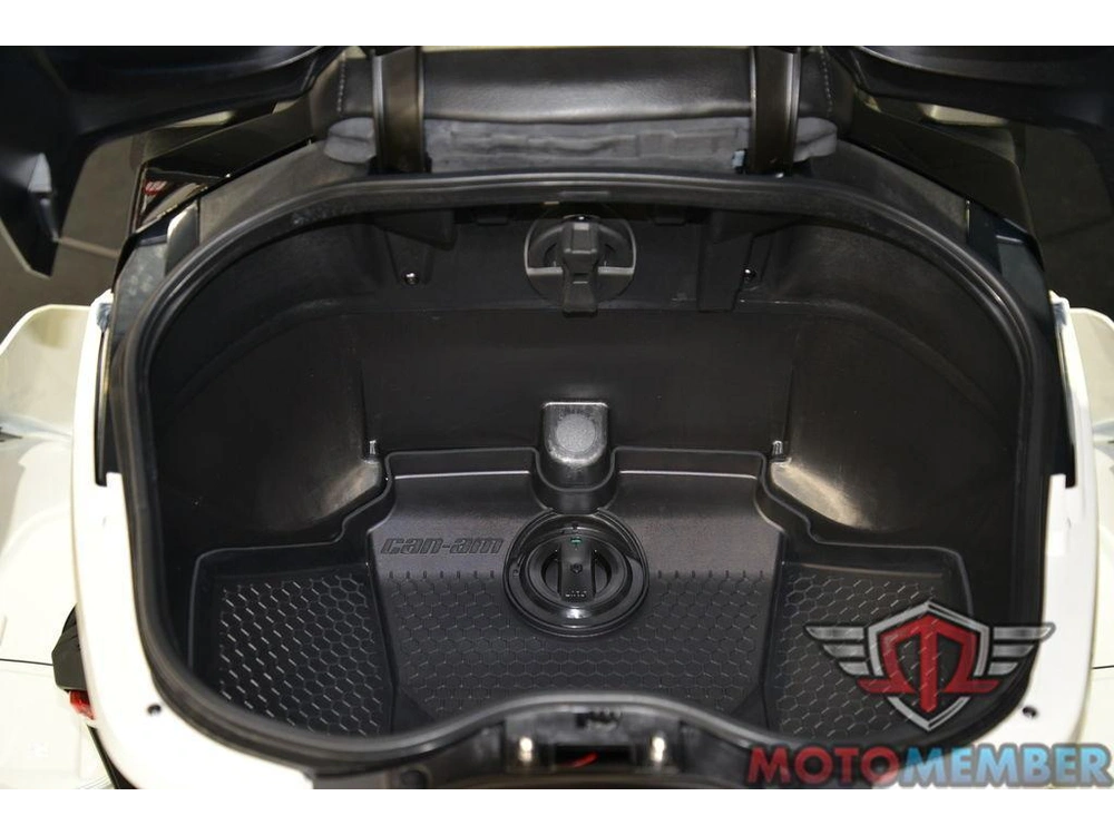 2026 Can-am Spyder F3 Limited Platine