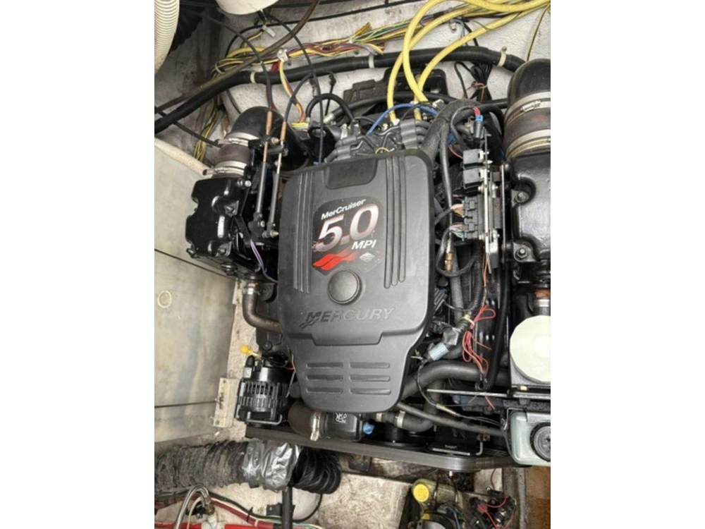 2003 Maxum Marine 330