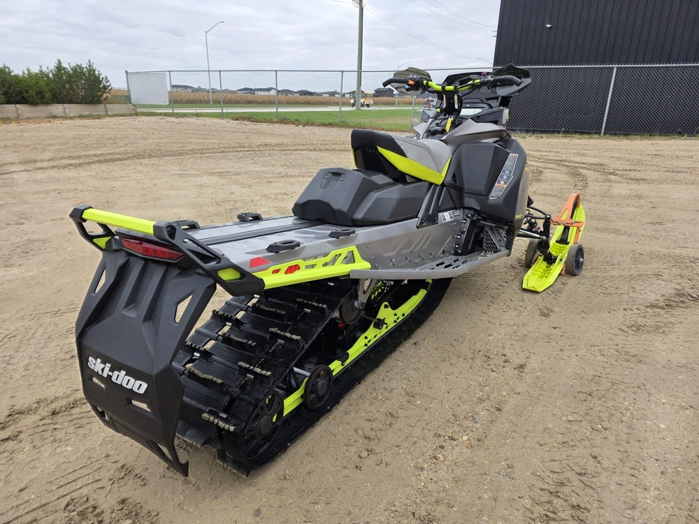 2023 Ski-doo Backcountry Xrs 146 850