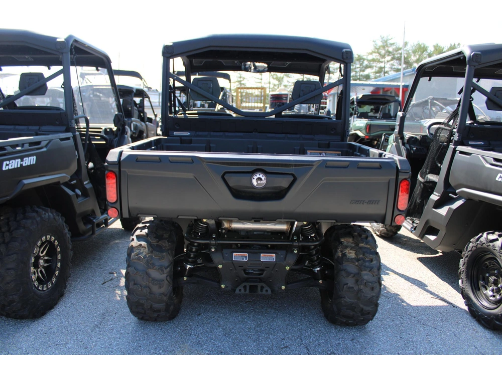 2025 Can-am Defender Dps Hd9