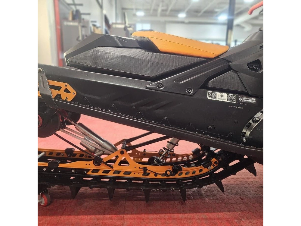 2024 Bombardier 850 Summit Expert 154 Turbo
