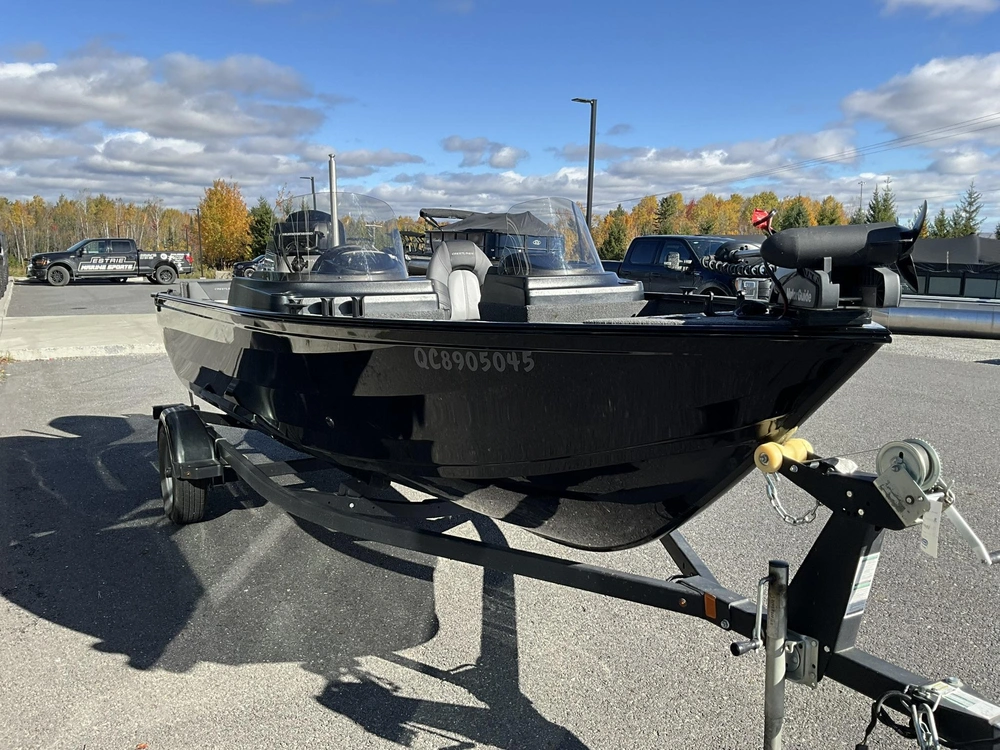 2023 Crestliner 1600 Vision