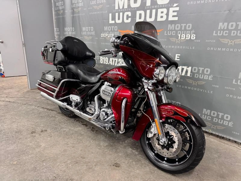 Harley-davidson Flhtcuse Cvo Ultra Classic Electra Glide 2011