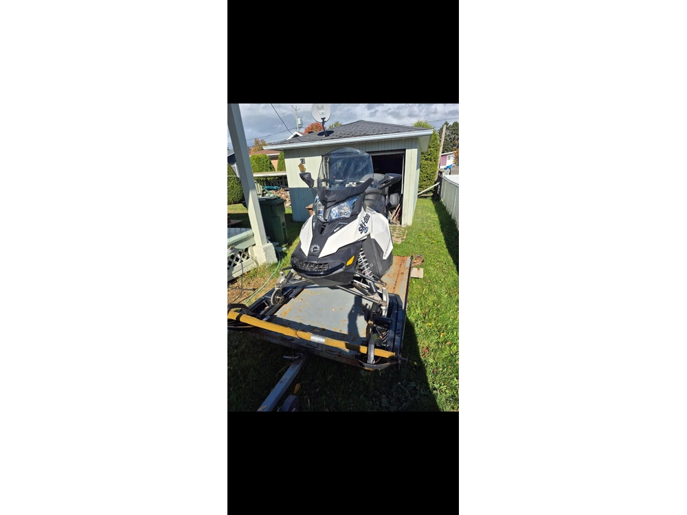 Ski-doo Expedition Sport 900 Ace 2017