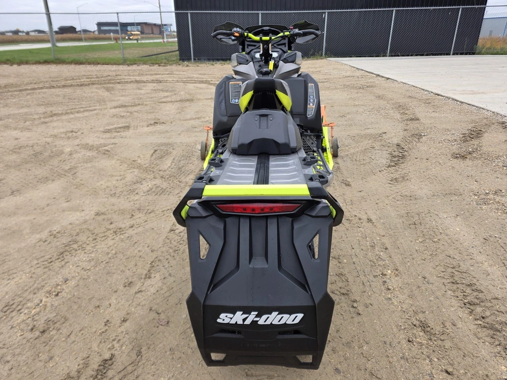 2023 Ski-doo Backcountry Xrs 146 850