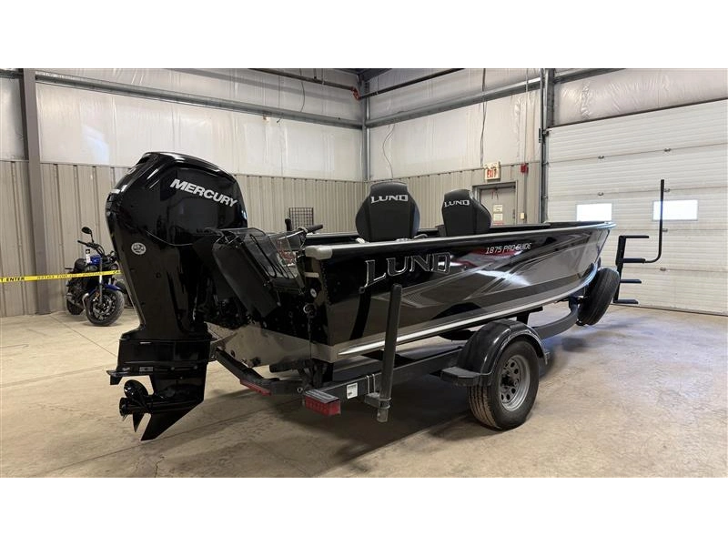 2024 Lund Boat Co 1875 Pro Guide