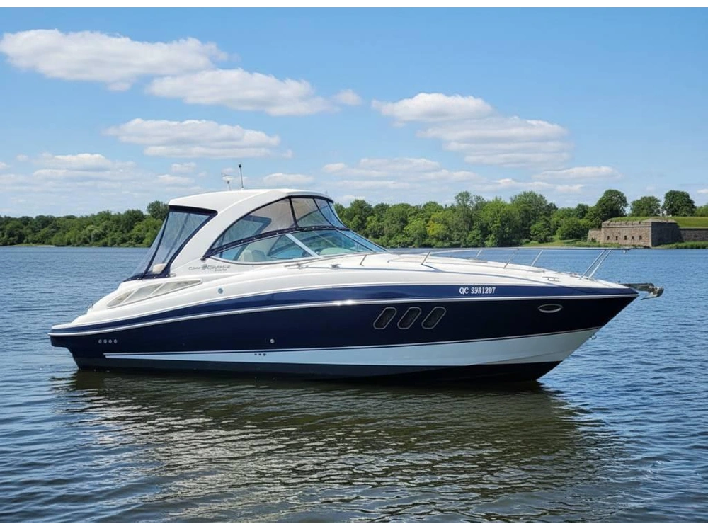 Cruisers Yachts 350 Express 2012
