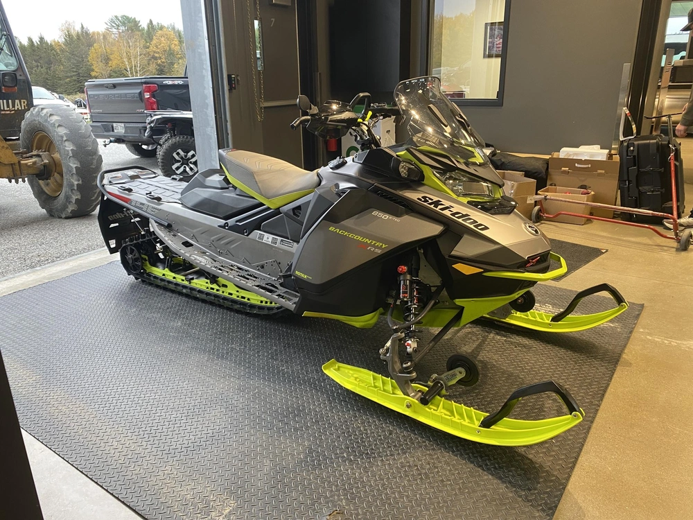 Ski-doo Backcountry Xrs 850 2023